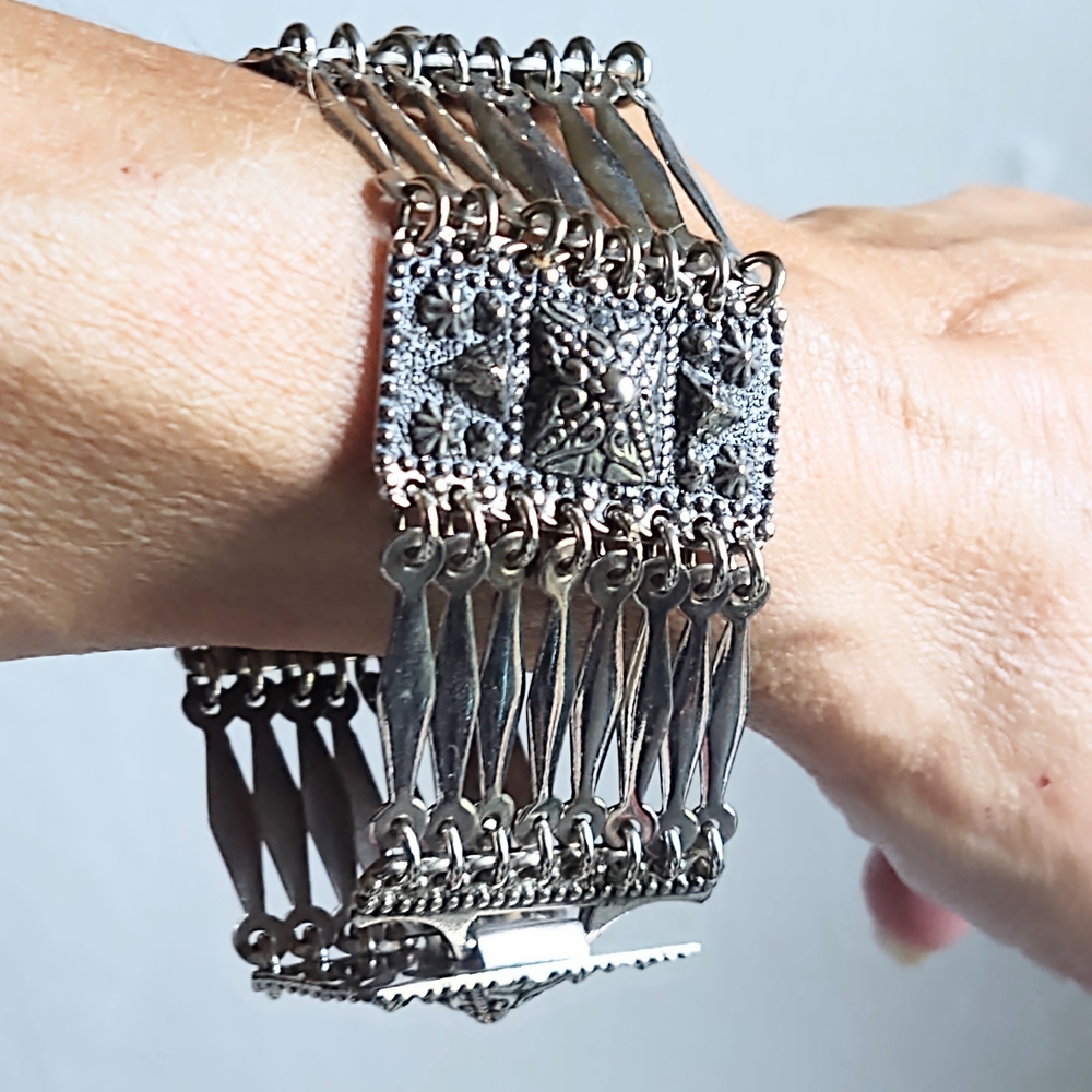 Vintage Taxco Silver Floral Bracelet